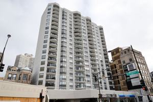 featured image of 2555 N Clark St #508