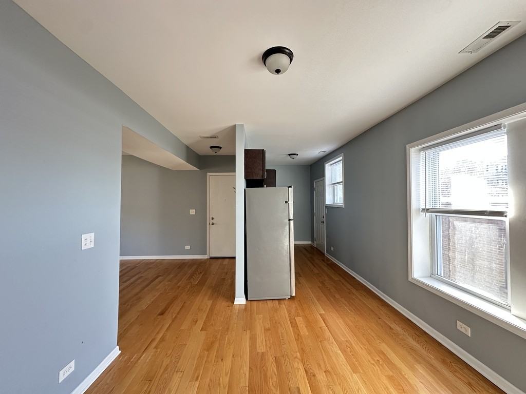 1648 W Pratt Blvd #3K - Photo 7 of 21