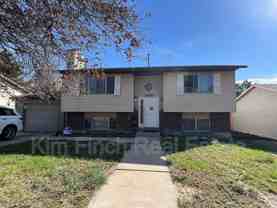 6099 South Country Hills Drive #BS - Photo 1 of 1