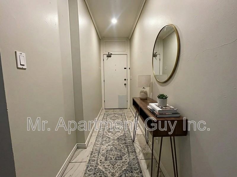 44 Victoria Ave S #103 - Photo 4 of 15