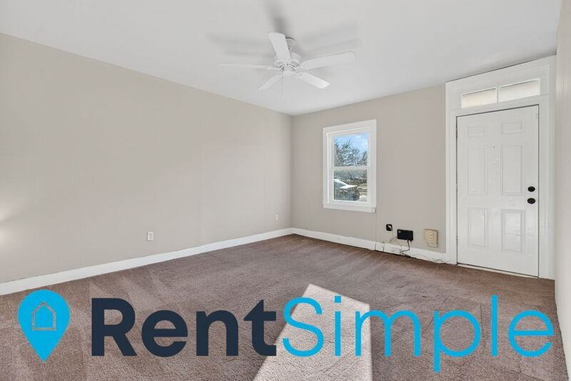 317 Prince Edward Street - Photo 5 of 38