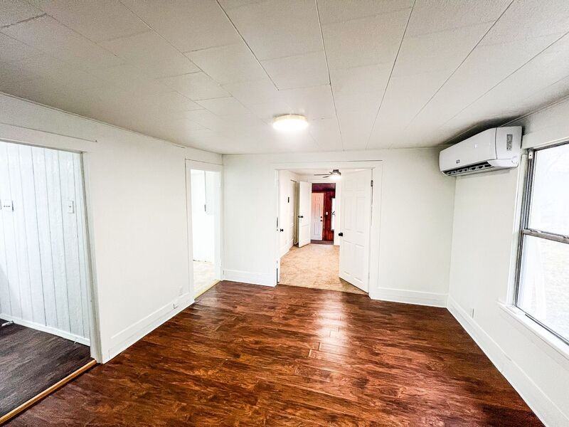 120 East Maple Street - Photo 4 of 13