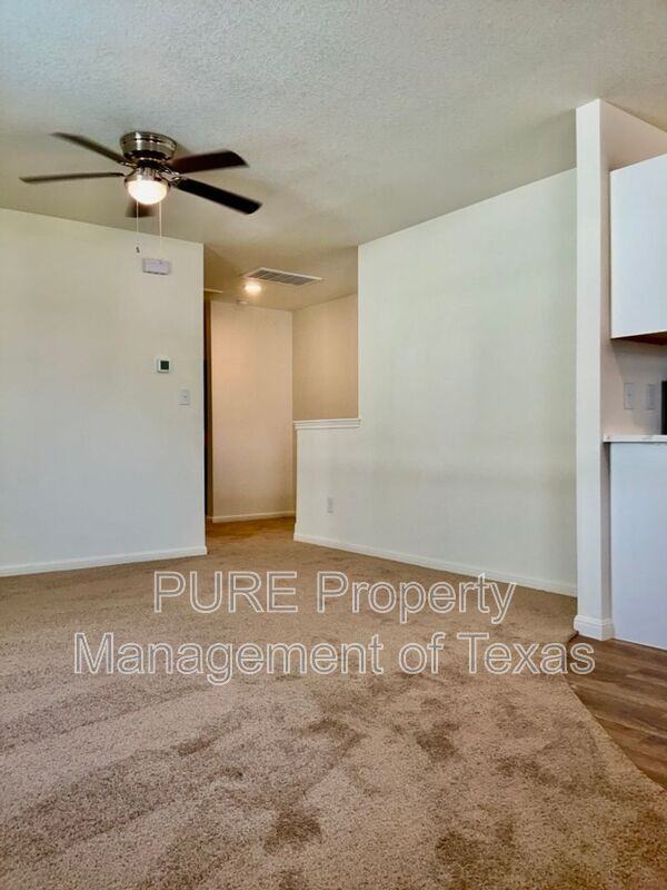 2002 W 2nd St #802 - Photo 4 of 15