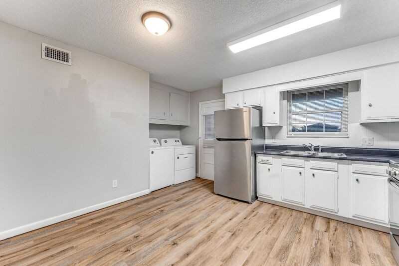 740 N 6th St - Photo 5 of 15