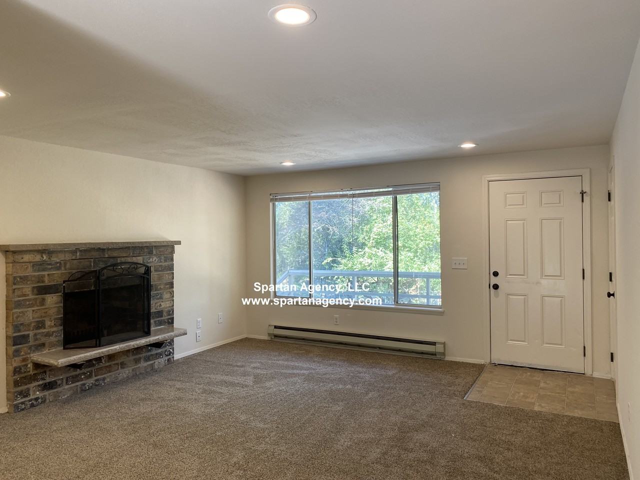 10416 29th Street East - Photo 2 of 14