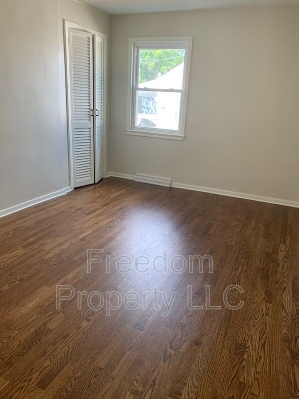 38 Elmhurst Circle - Photo 6 of 19