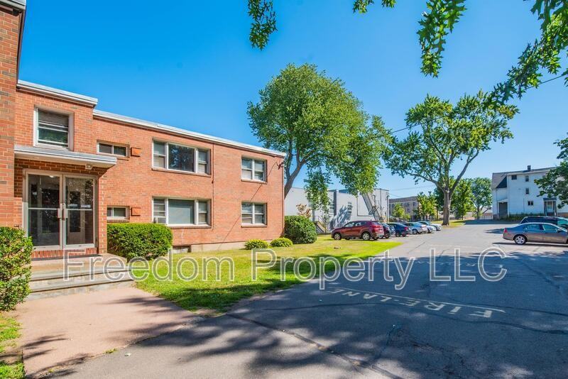 353A Main St #201 - Photo 3 of 25