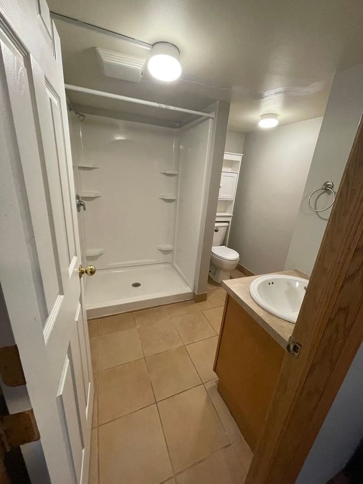 1638 8th St N - Photo 3 of 9