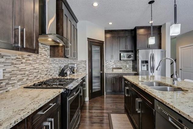 111 Bayview Street Southwest - Photo 5 of 10