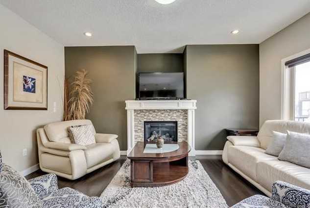 111 Bayview Street Southwest - Photo 2 of 10