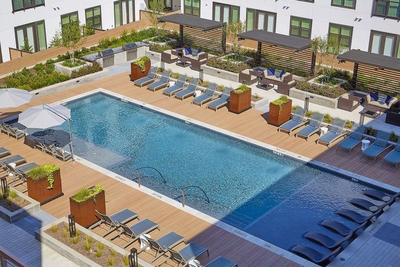 1010 South Pearl Expressway #B5-3