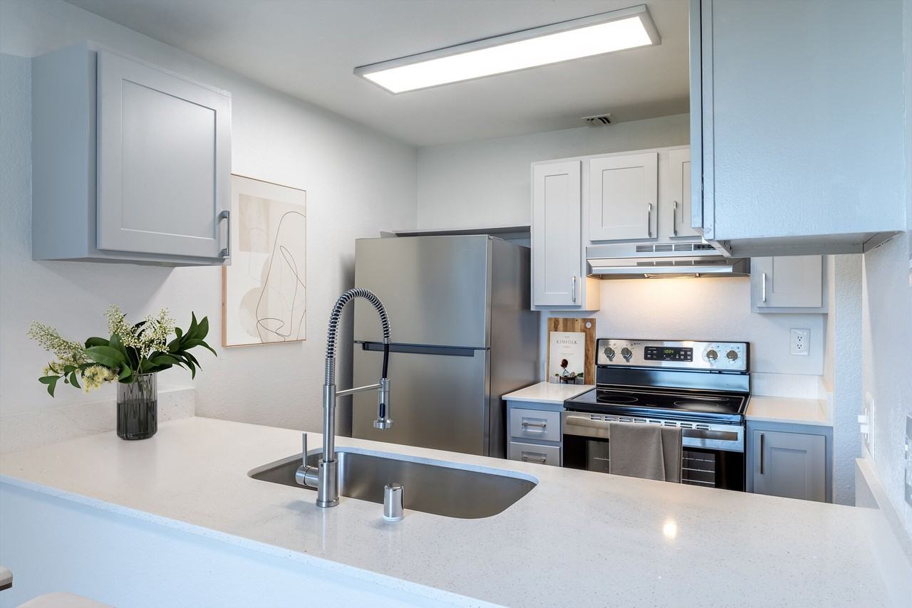 Lodge at Madrona Ridge - Photo 2 of 38