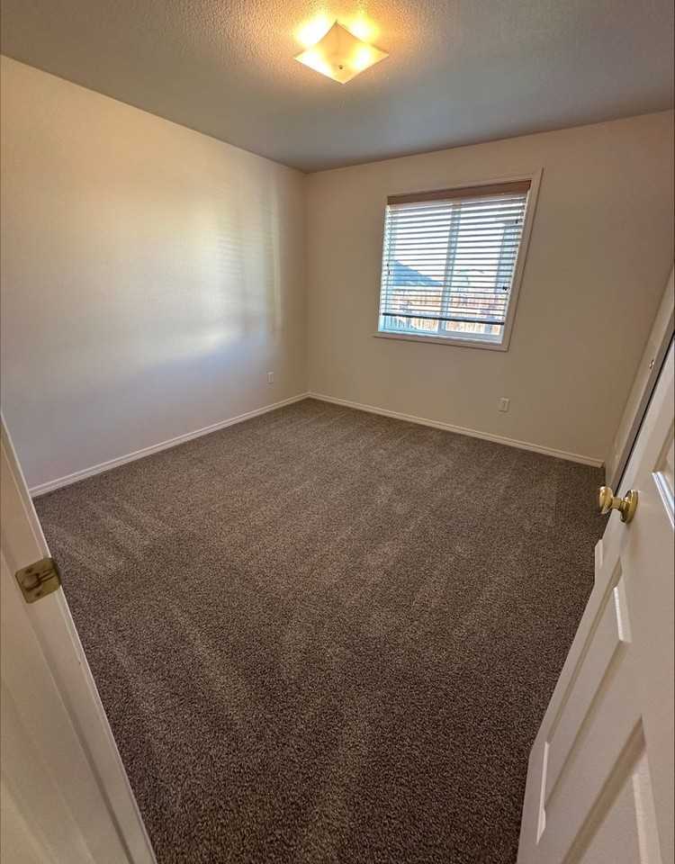 5512 Montague Lane - Photo 6 of 21