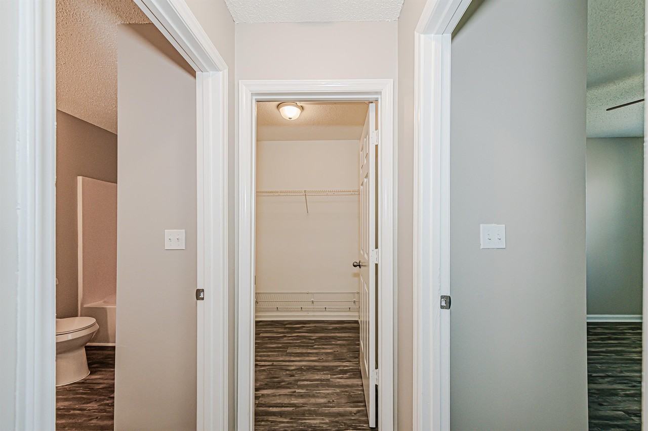 HoskinsMill238-(6Units) - Photo 4 of 14