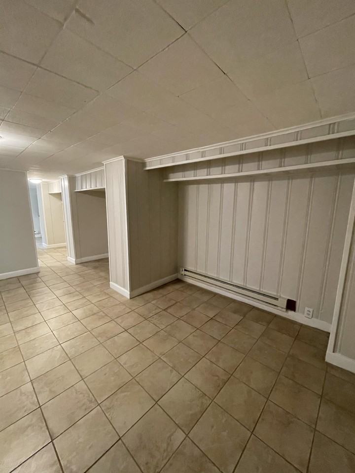 206-208 West 34th Street - Photo 6 of 35