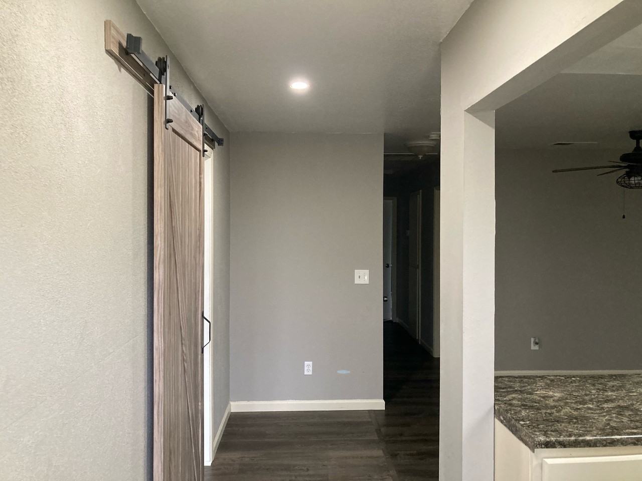 833 East Bush Street - Photo 4 of 7