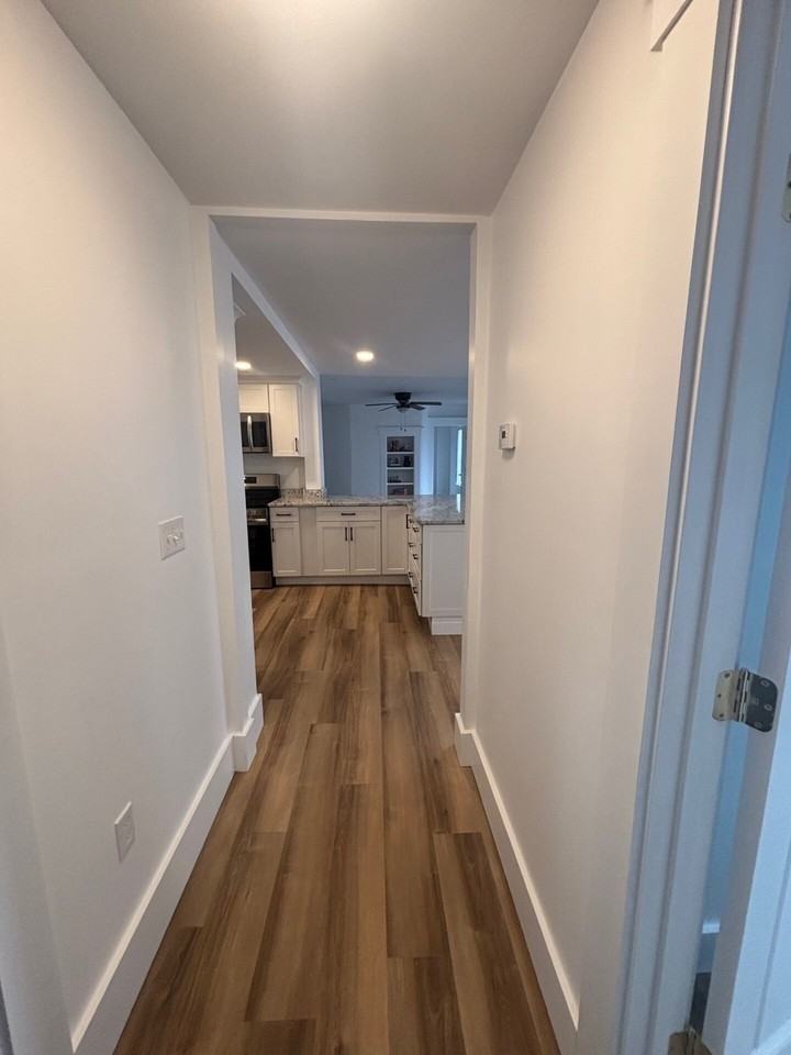 McGrath Street 40 (OM) - Photo 2 of 32