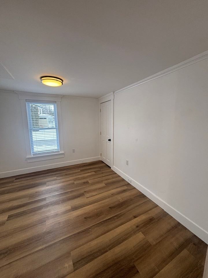 McGrath Street 40 (OM) - Photo 4 of 32