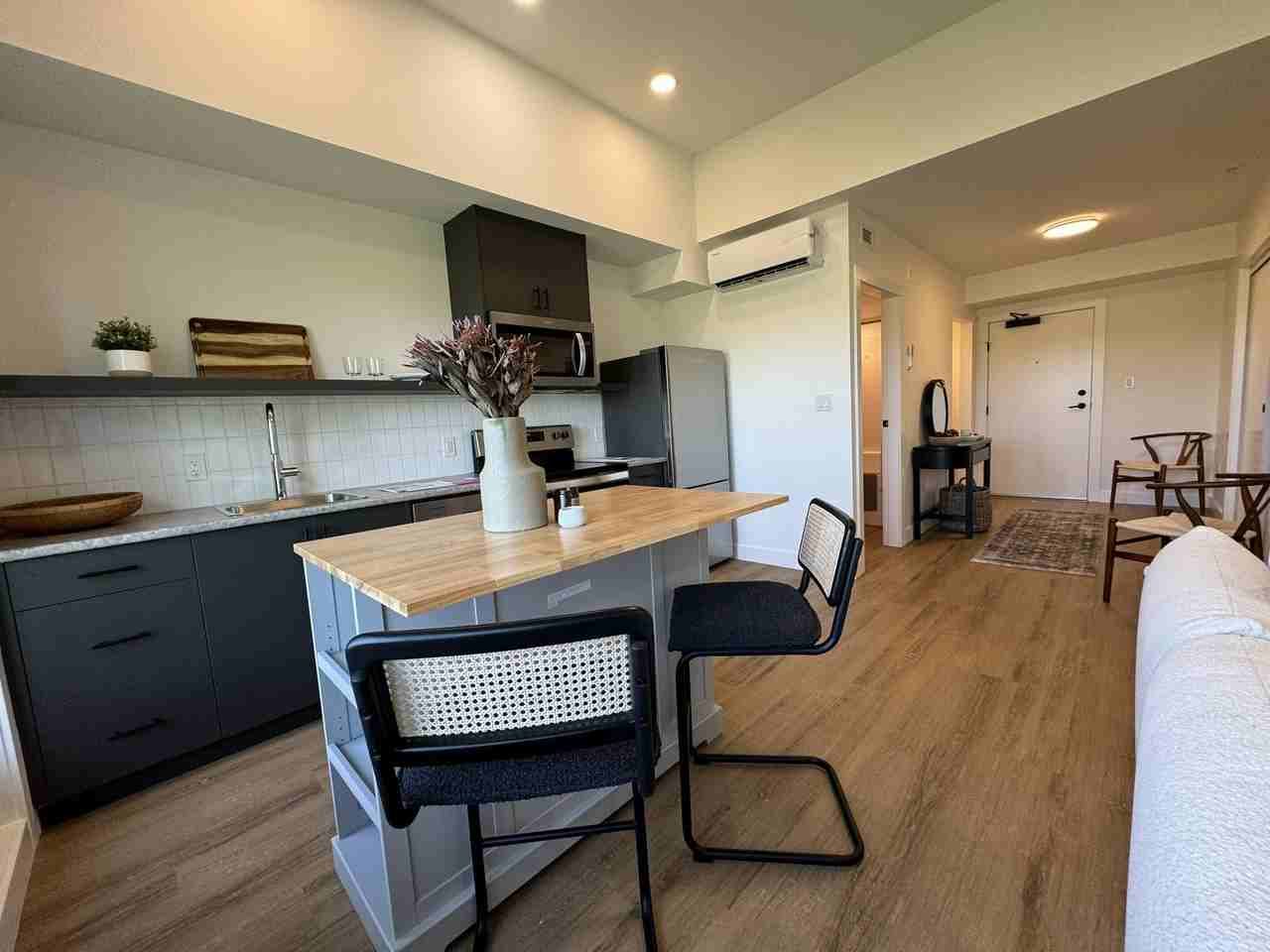1601 Riverside Lane - Photo 5 of 11