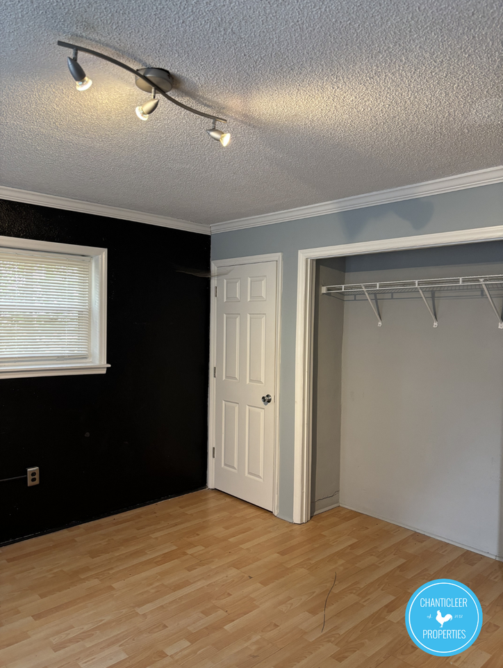 1047 West Academy Street TRIAD - Photo 2 of 8