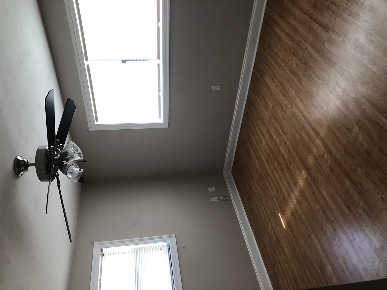 127 Spencer Avenue - Photo 4 of 4