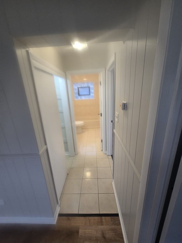 4848 West 83rd Street - Photo 7 of 13