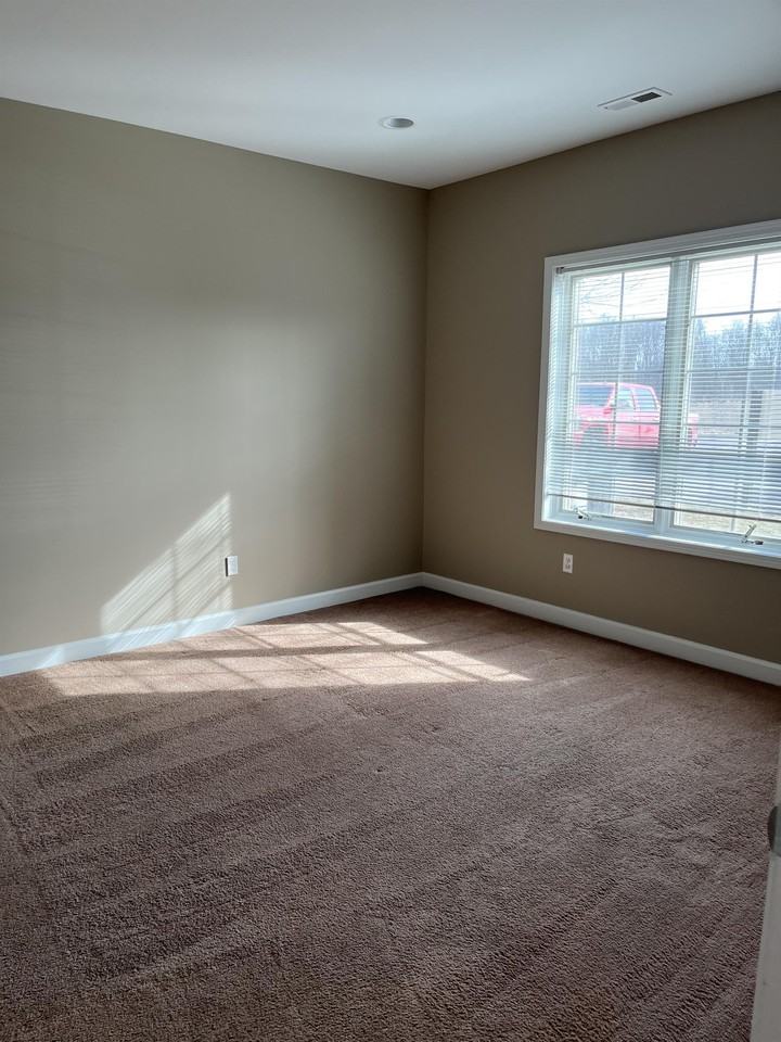 Lions Gate - Photo 7 of 28