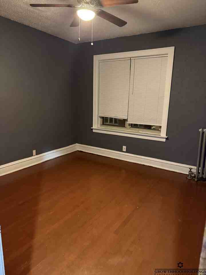 2410 East 77th Street #3E - Photo 4 of 11