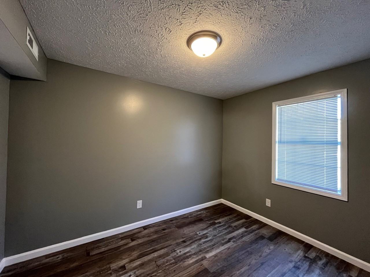 New 776 North McLemore Avenue - Photo 7 of 8