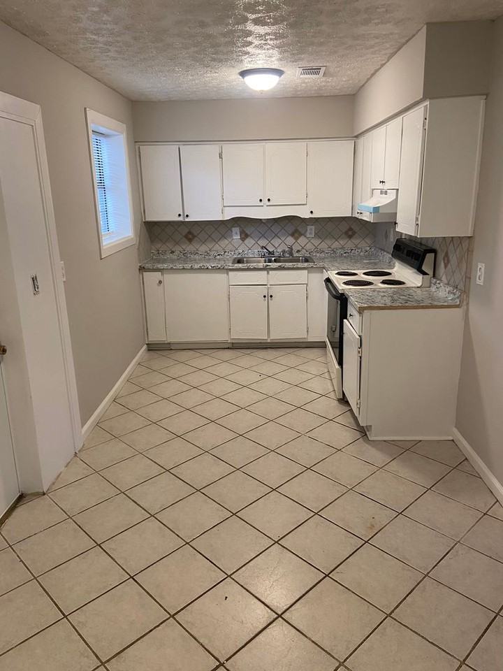 1236 Sturkie Avenue - Photo 3 of 9