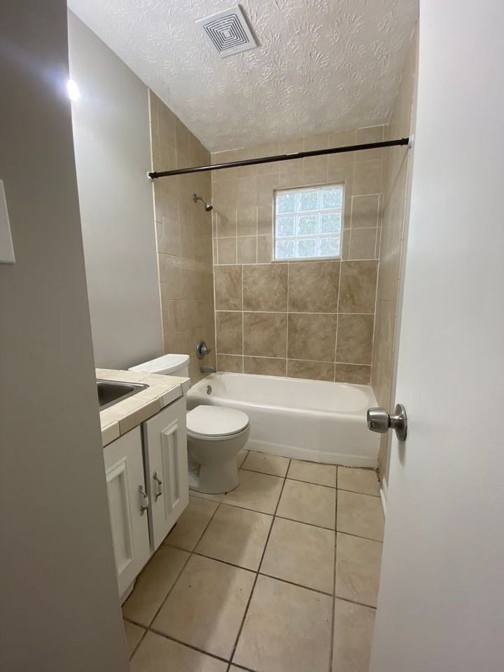 1236 Sturkie Avenue - Photo 5 of 9