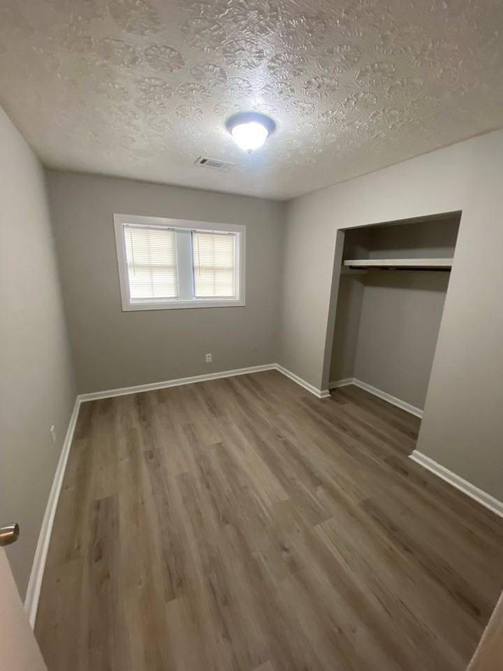 1236 Sturkie Avenue - Photo 7 of 9