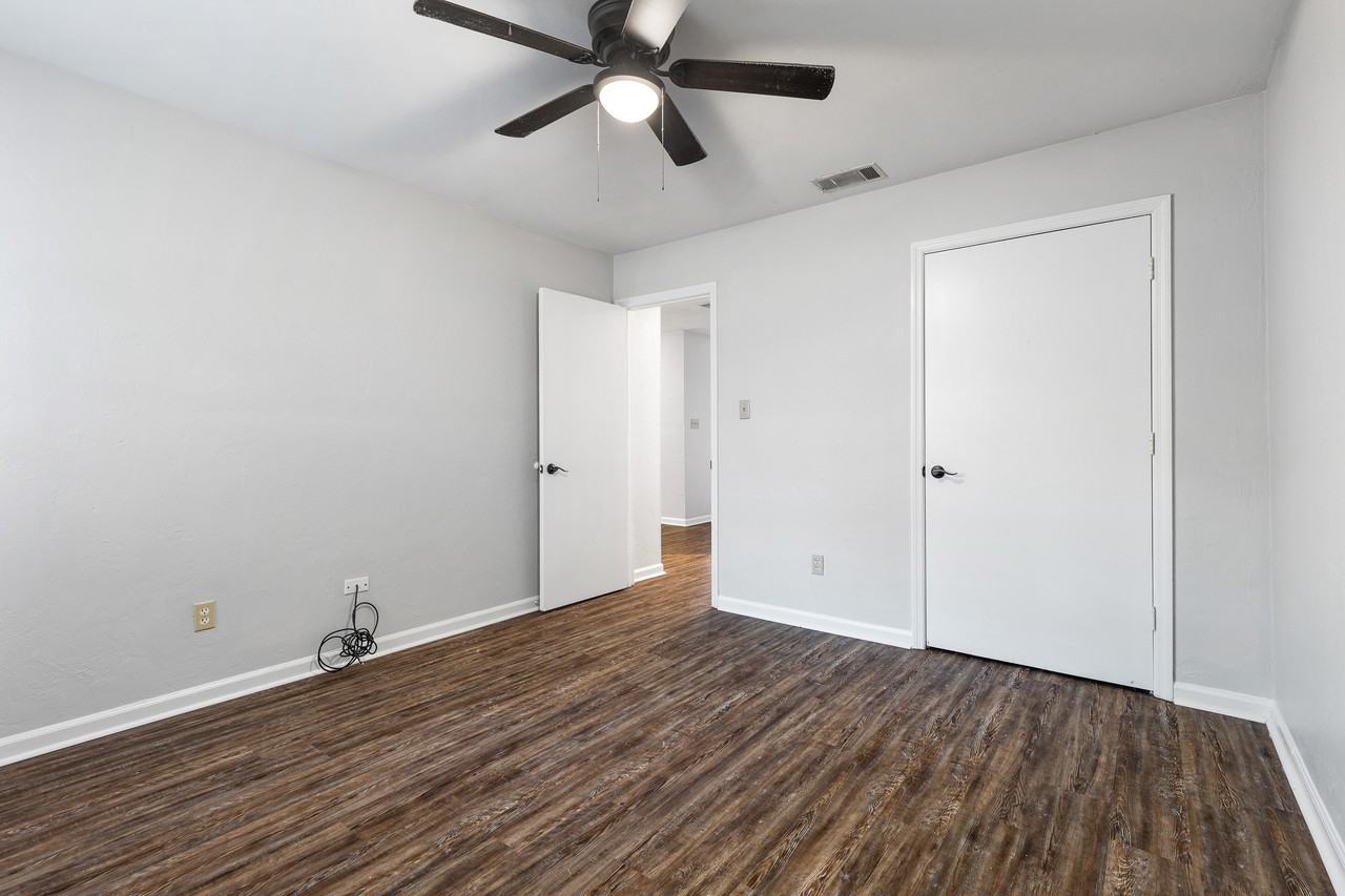 Edgewood @ Midtown - Photo 4 of 20