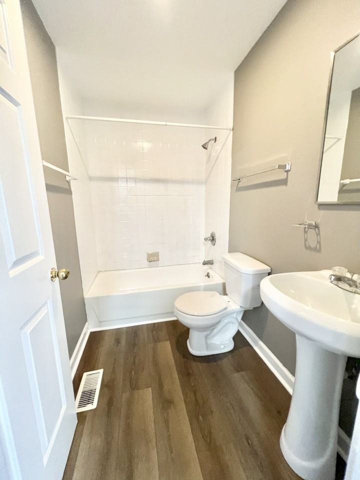 1537 West Kentucky Street - Photo 2 of 10