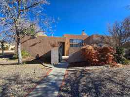 featured image of 8300 Della Road Northeast