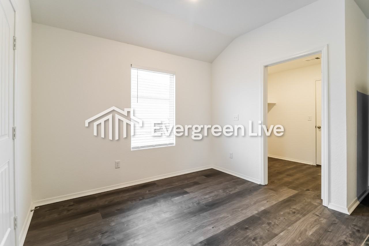 113 Terrence Dr - Photo 6 of 16