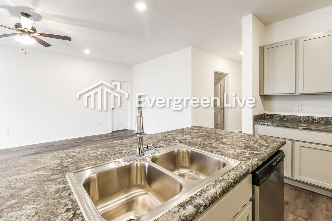 154 Meadow Drive - Photo 7 of 15