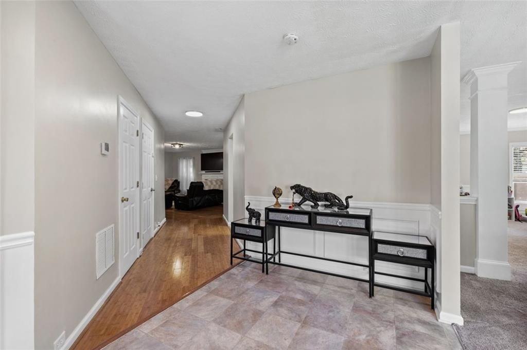 6115 Riveroak Terrace - Photo 5 of 41