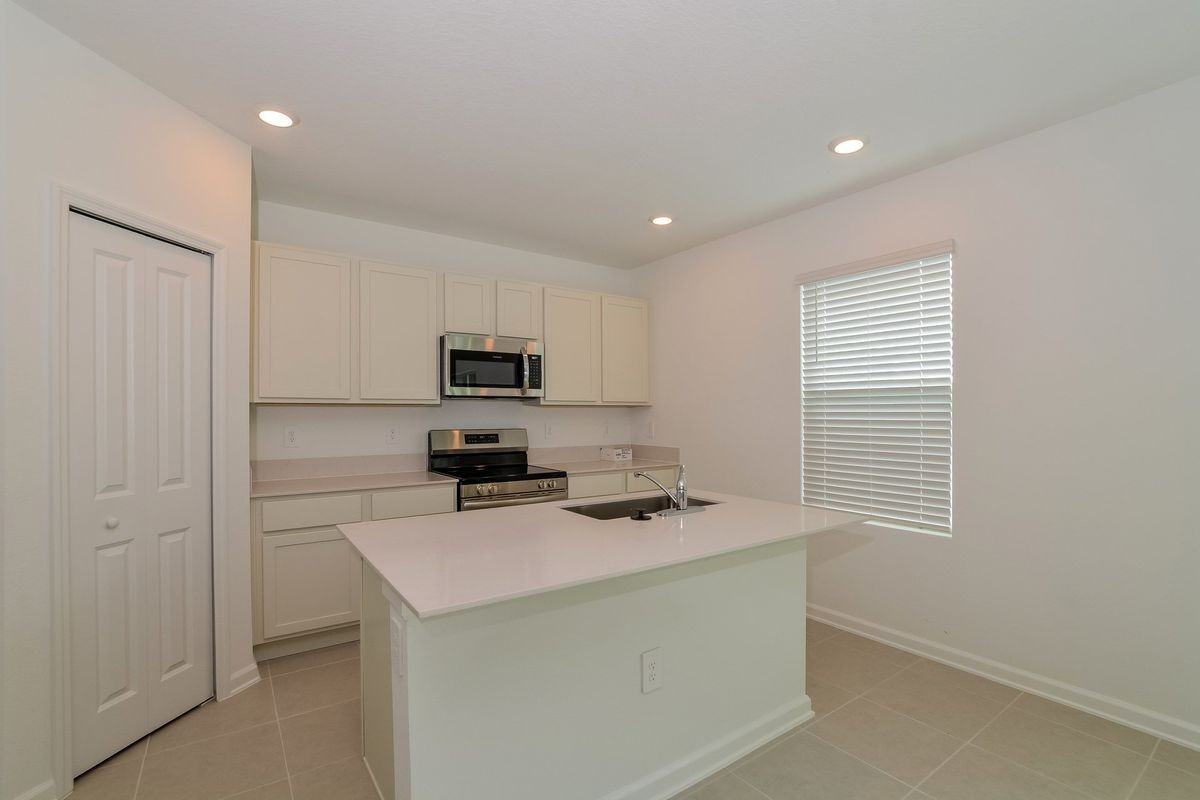 3664 Rolling Ridge Bend - Photo 4 of 22