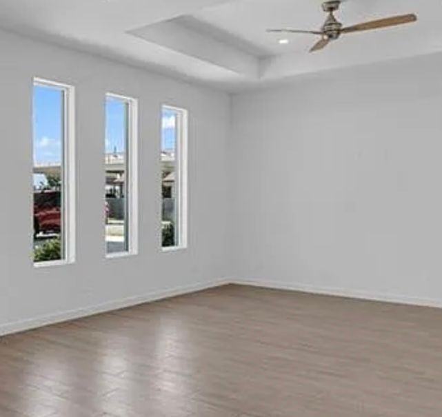 Circle Drive ##1 - Photo 2 of 9