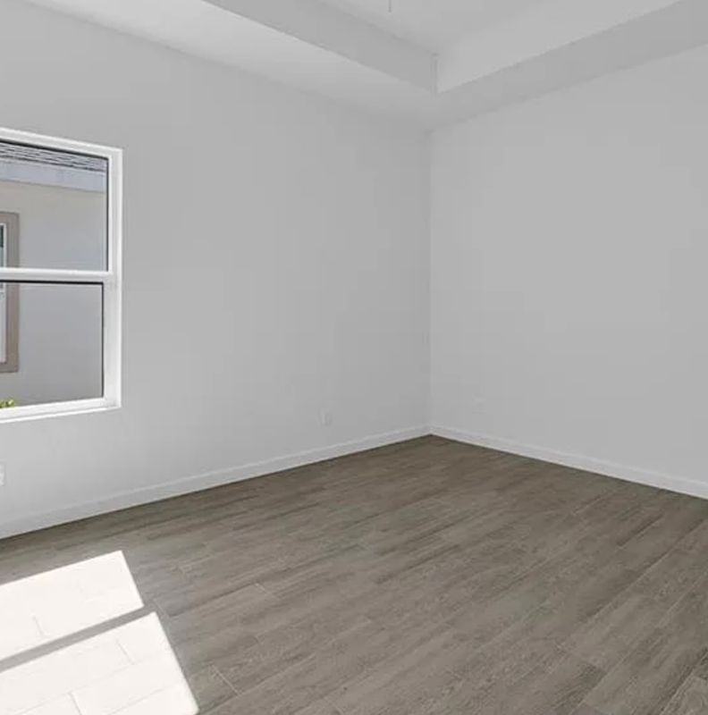 Circle Drive ##1 - Photo 7 of 9