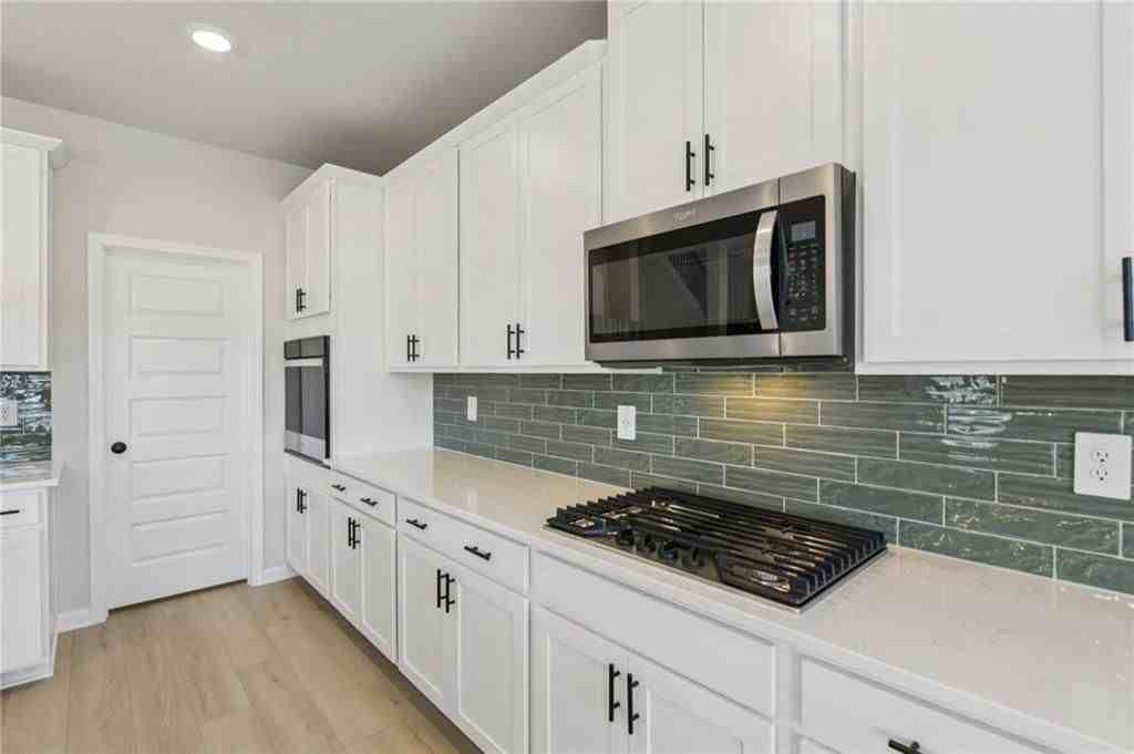 2968 Sweet Red Cir - Photo 7 of 24