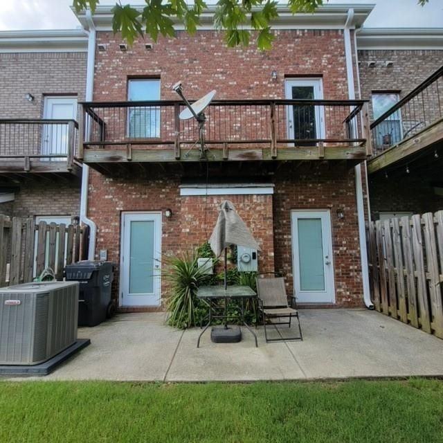 119 Riverwatch Court - Photo 3 of 28