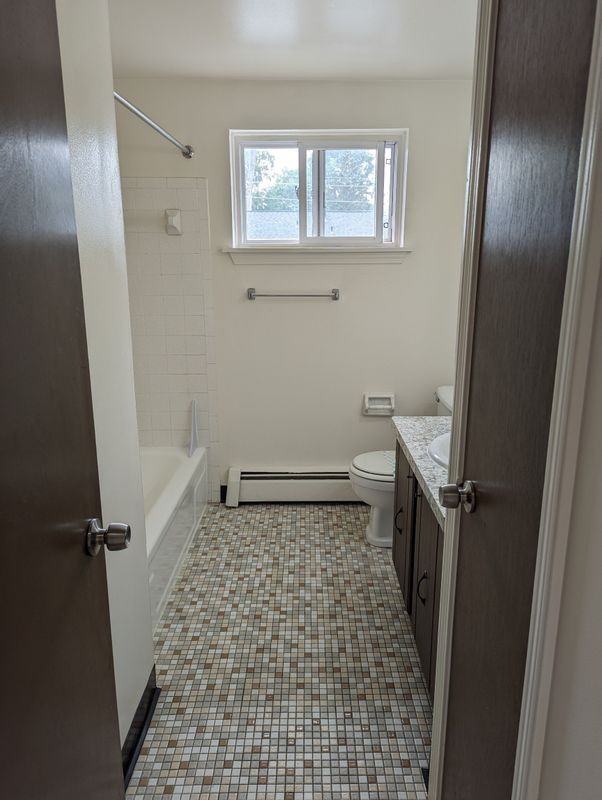 15 Losson Garden Drive ##02 - Photo 7 of 13