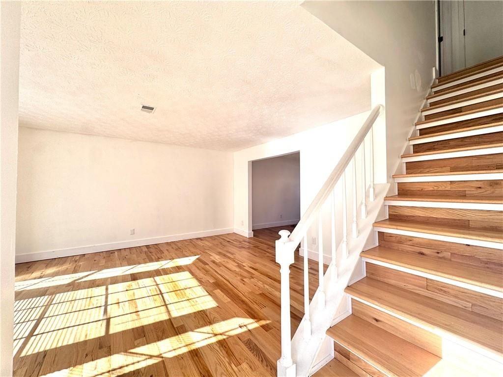 515 Lake Joyce Lane - Photo 2 of 24