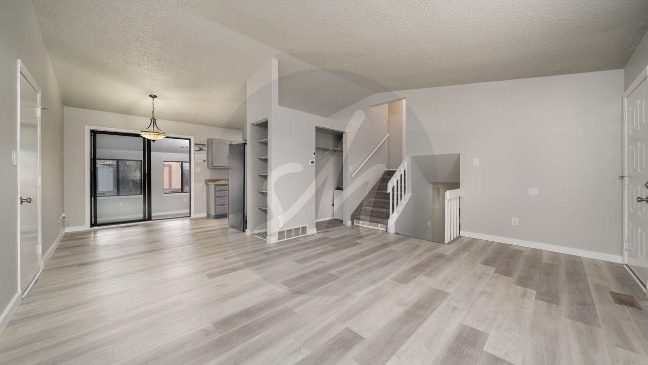 6850 Goldfield Dr - Photo 2 of 19