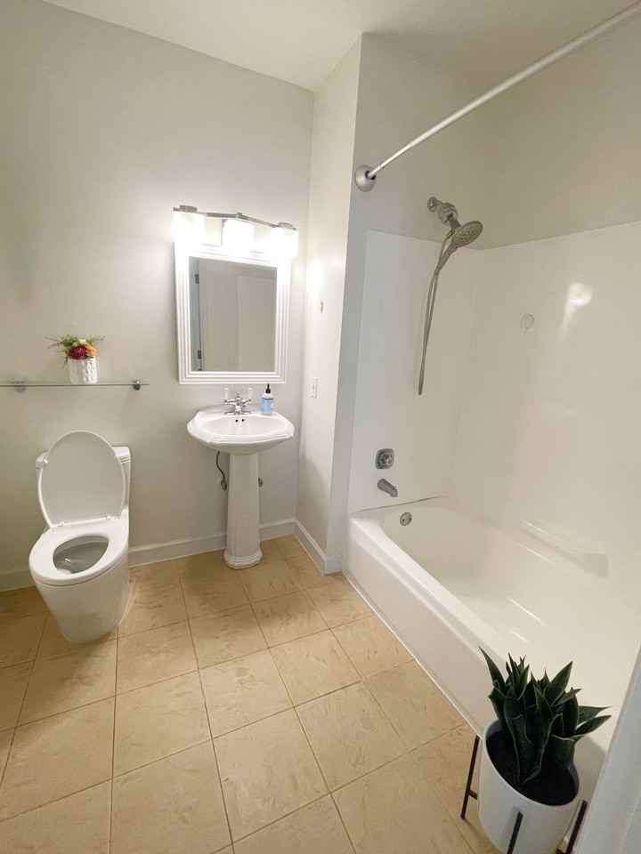 135 Valencia Street #A407 - Photo 4 of 15