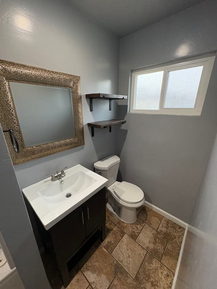 4122 W Monte Vista Ave - Photo 4 of 38