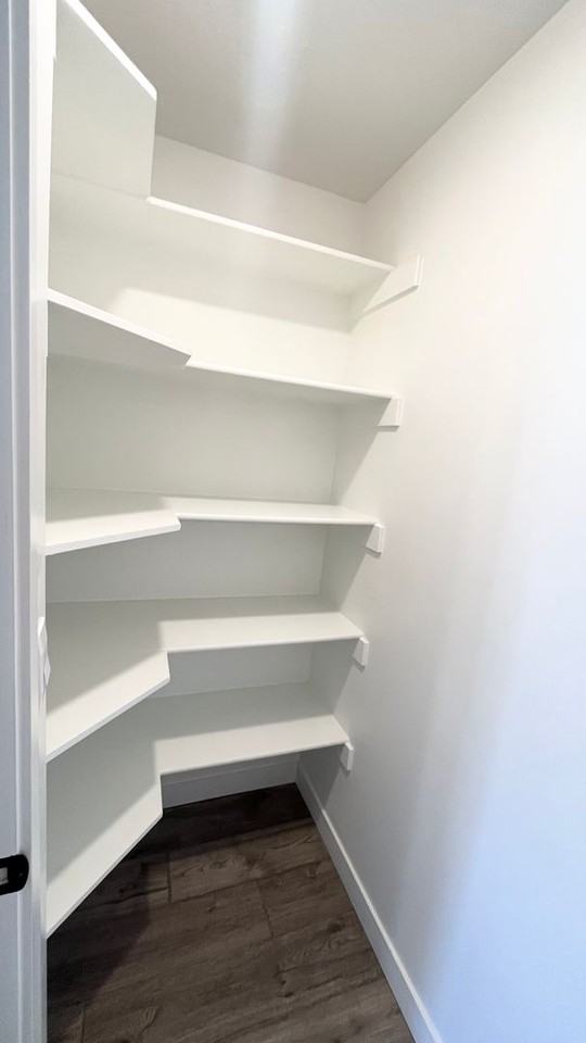 429 N Northshore Dr - Photo 4 of 19