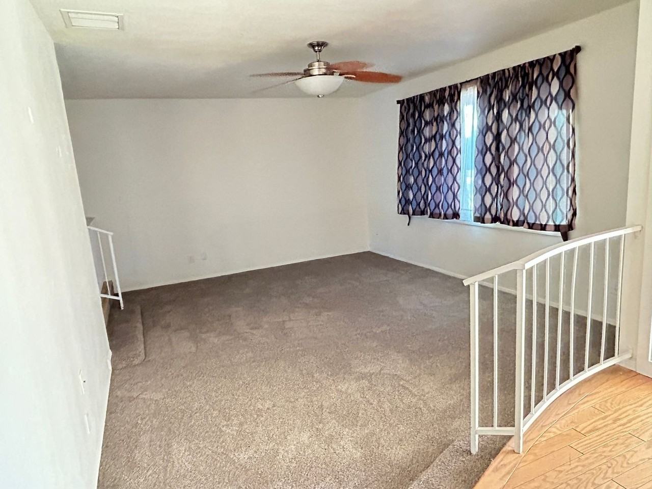 5608 West Acoma Drive - Photo 3 of 29